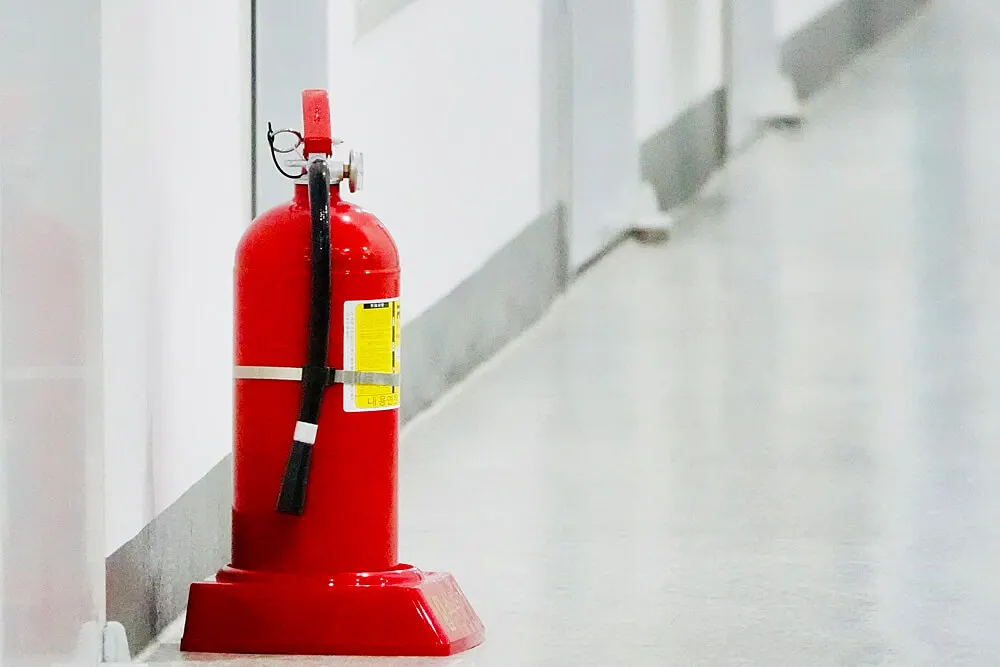 Fire extinguisher